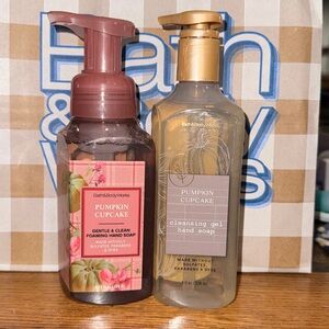 Bath & Body Works Pumpkin Cupcake Hand Soap Duo